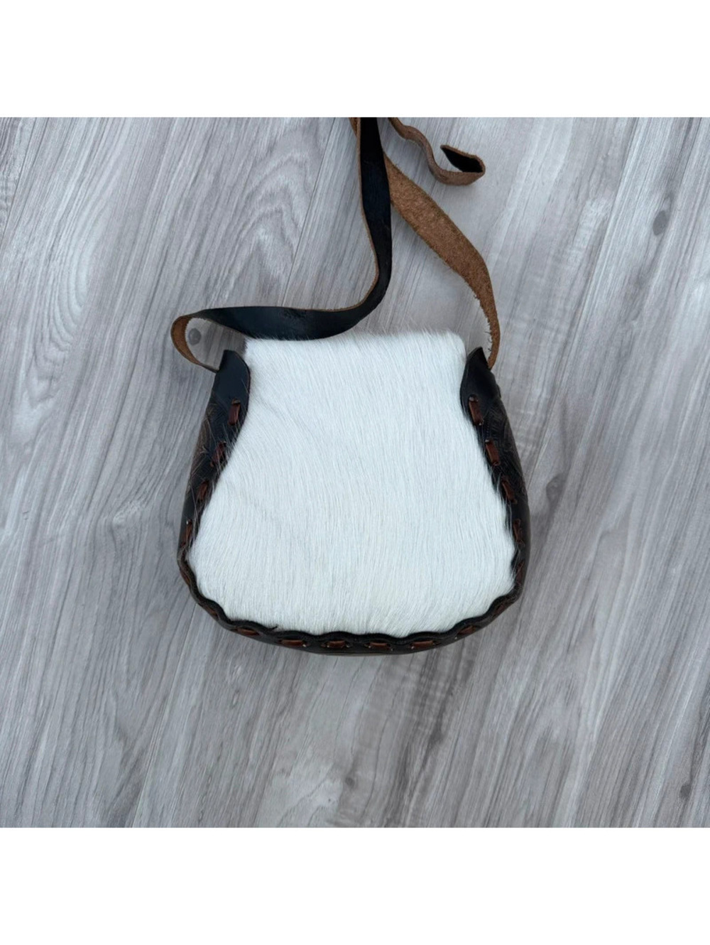 Western-style crossbody bag - Picture 5 of 7